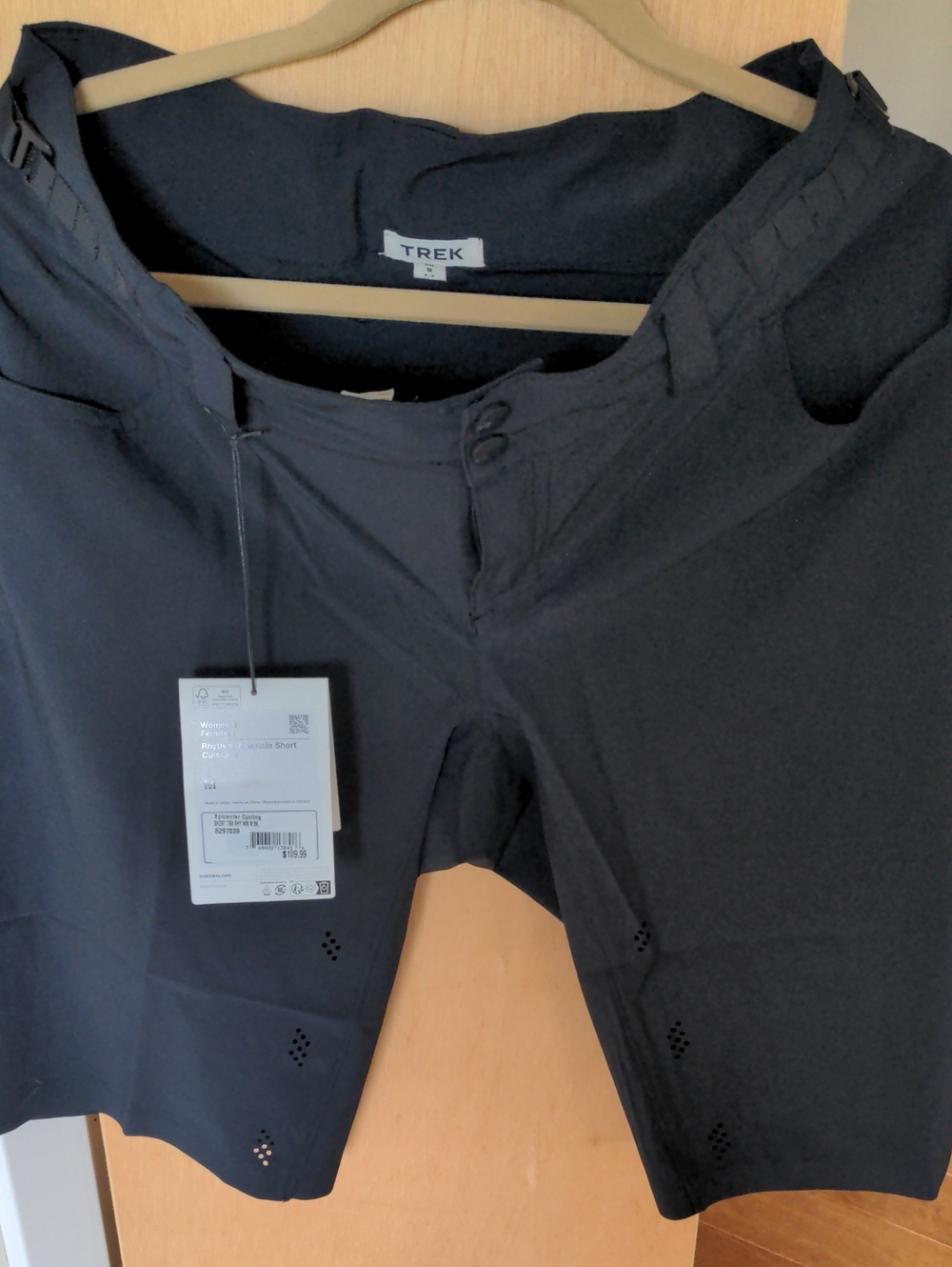 TREK Women's Rhythm Mountain Short, Black, Size medium